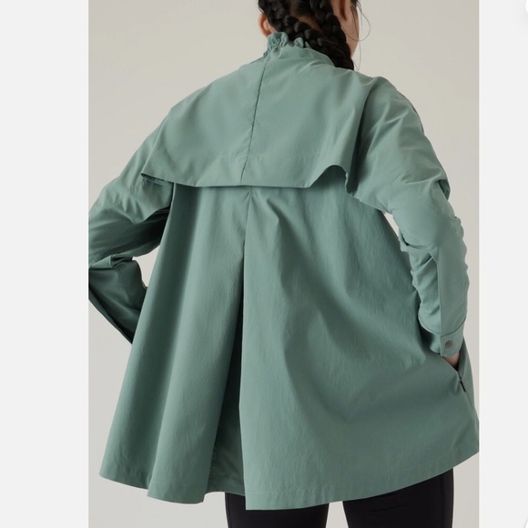 NWT Athleta Advantage Poplin Top - Picture 2 of 11